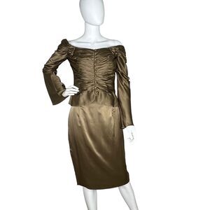 Kay Unger Skirt Suit Sz S Skirt 100% Silk Off The Shoulder Bronze Bling Buttons